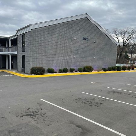 Brookwood Inn Charlotte Exterior foto